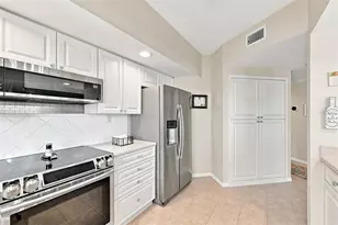 6450 Shoreline Dr, Seminole, FL 33708 - Photo 16