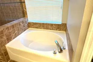 2617 Allwood Ave, Valrico, FL 33596 - Photo 16
