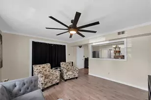 12812 Lake Dr, Largo, FL 33774 - Photo 8