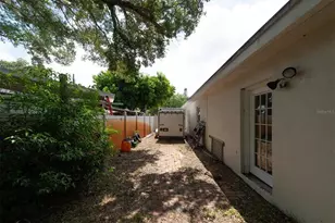 12812 Lake Dr, Largo, FL 33774 - Photo 42