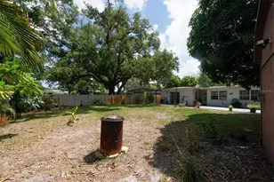 12812 Lake Dr, Largo, FL 33774 - Photo 38