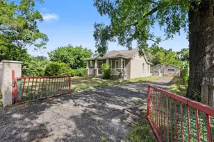 2603 W Henry Ave, Tampa, FL 33614 - Photo 8