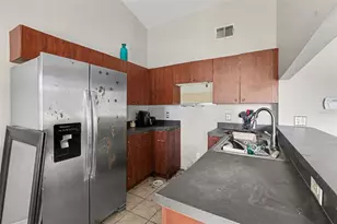 2603 W Henry Ave, Tampa, FL 33614 - Photo 6