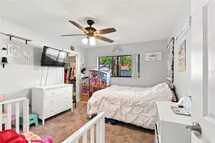 157 Foxcroft Dr E, Palm Harbor, FL 34683 - Photo 24