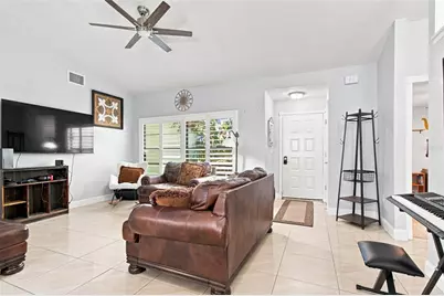 157 Foxcroft Drive E, Palm Harbor, FL 34683 - Photo 8