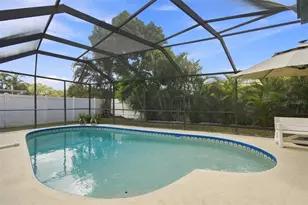 157 Foxcroft Dr E, Palm Harbor, FL 34683 - Photo 30