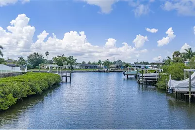 6411 Grenada Island Avenue, Apollo Beach, FL 33572 - Photo 76