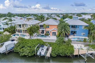 6411 Grenada Island Avenue, Apollo Beach, FL 33572 - Photo 72