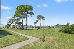 4720 Locust St NE, Saint Petersburg, FL 33703 - Photo 24