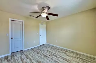 13943 River Willow Pl, Tampa, FL 33637 - Photo 46