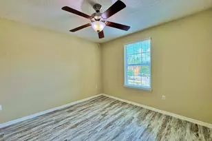 13943 River Willow Pl, Tampa, FL 33637 - Photo 38