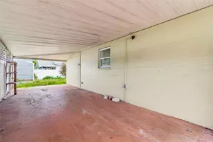 38621 North Ave, Zephyrhills, FL 33542 - Photo 46
