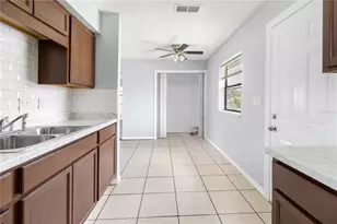 638 W 8th St, Lakeland, FL 33805 - Photo 6