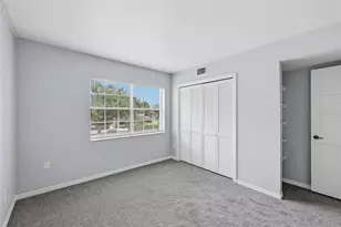 10342 Carrollwood Ln, Tampa, FL 33618 - Photo 20