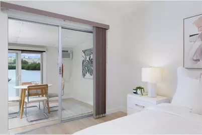 382 Boca Ciega Point Boulevard S, Saint Petersburg, FL 33708 - Photo 20
