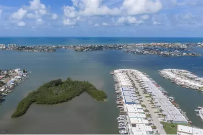 382 Boca Ciega Point Boulevard S, Saint Petersburg, FL 33708 - Photo 36