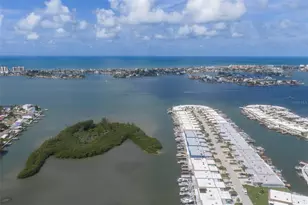 382 Boca Ciega Point Blvd S, Saint Petersburg, FL 33708 - Photo 36