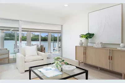 382 Boca Ciega Point Boulevard S, Saint Petersburg, FL 33708 - Photo 4