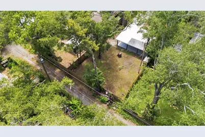 510 3rd Avenue NE, Largo, FL 33770 - Photo 30