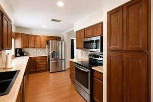934 Hillwood Dr, Dunedin, FL 34698 - Photo 16