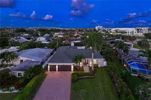 373 4th Ave N, Tierra Verde, FL 33715 - Photo 2
