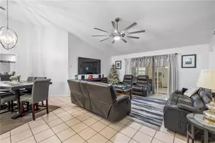 1215 Rinkfield Pl, Brandon, FL 33511 - Photo 10