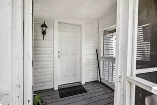1903 N Barnes St, Plant City, FL 33563 - Photo 16