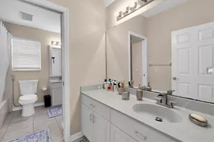 10436 Canary Isle Dr, Tampa, FL 33647 - Photo 38