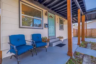 826 53rd Terrace N, Saint Petersburg, FL 33703 - Photo 2