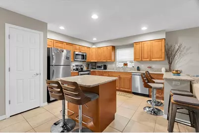 3410 Tarlton Street N, Saint Petersburg, FL 33713 - Photo 8
