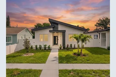 3121 Queen Street N, Saint Petersburg, FL 33713 - Photo 1
