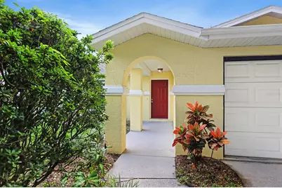 6346 Silver Oaks Drive, Zephyrhills, FL 33542 - Photo 2