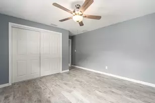 682 Druid Park Dr W, Clearwater, FL 33764 - Photo 22