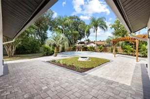 18107 Woodcreek Pl, Lutz, FL 33548 - Photo 48