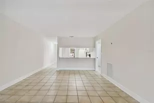 4800 Brittany Dr S, Saint Petersburg, FL 33715 - Photo 20
