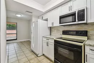 4800 Brittany Dr S, Saint Petersburg, FL 33715 - Photo 12