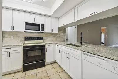 4800 Brittany Drive S #102, Saint Petersburg, FL 33715 - Photo 14