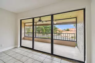 4800 Brittany Dr S, Saint Petersburg, FL 33715 - Photo 8