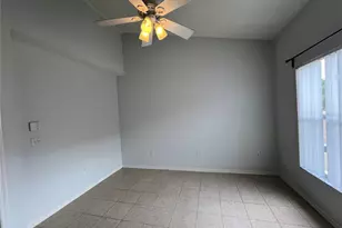 10008 Tate Ln, Tampa, FL 33626 - Photo 10