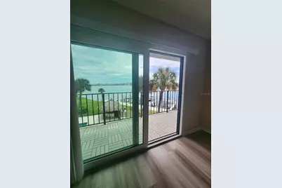 650 Island Way #302, Clearwater, FL 33767 - Photo 6