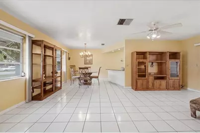 7222 Holiday Drive, Spring Hill, FL 34606 - Photo 6