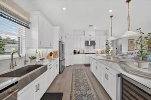 10168 Silent Night Ln, Sarasota, FL 34241 - Photo 18