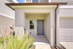 7917 Peace Lily Ave, Wesley Chapel, FL 33545 - Photo 4