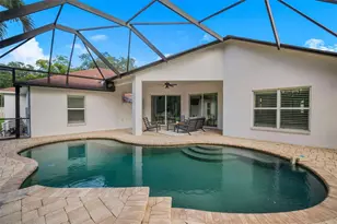 7272 129th St N, Seminole, FL 33776 - Photo 10