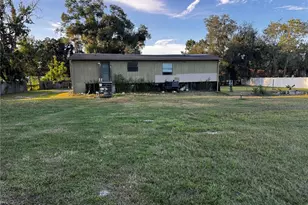 33346 Arthur Dr, Wesley Chapel, FL 33543 - Photo 2