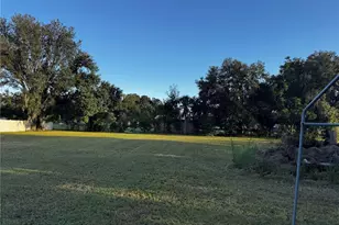 33346 Arthur Dr, Wesley Chapel, FL 33543 - Photo 6