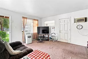 4186 Cepeda St, Orlando, FL 32811 - Photo 10