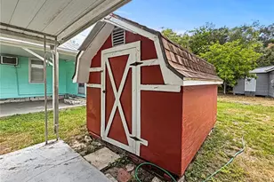 1455 10th St NW, Largo, FL 33770 - Photo 14