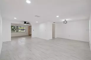 3513 Landale Dr, Holiday, FL 34691 - Photo 2