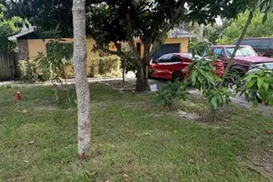 4605 E Yukon St, Tampa, FL 33617 - Photo 2